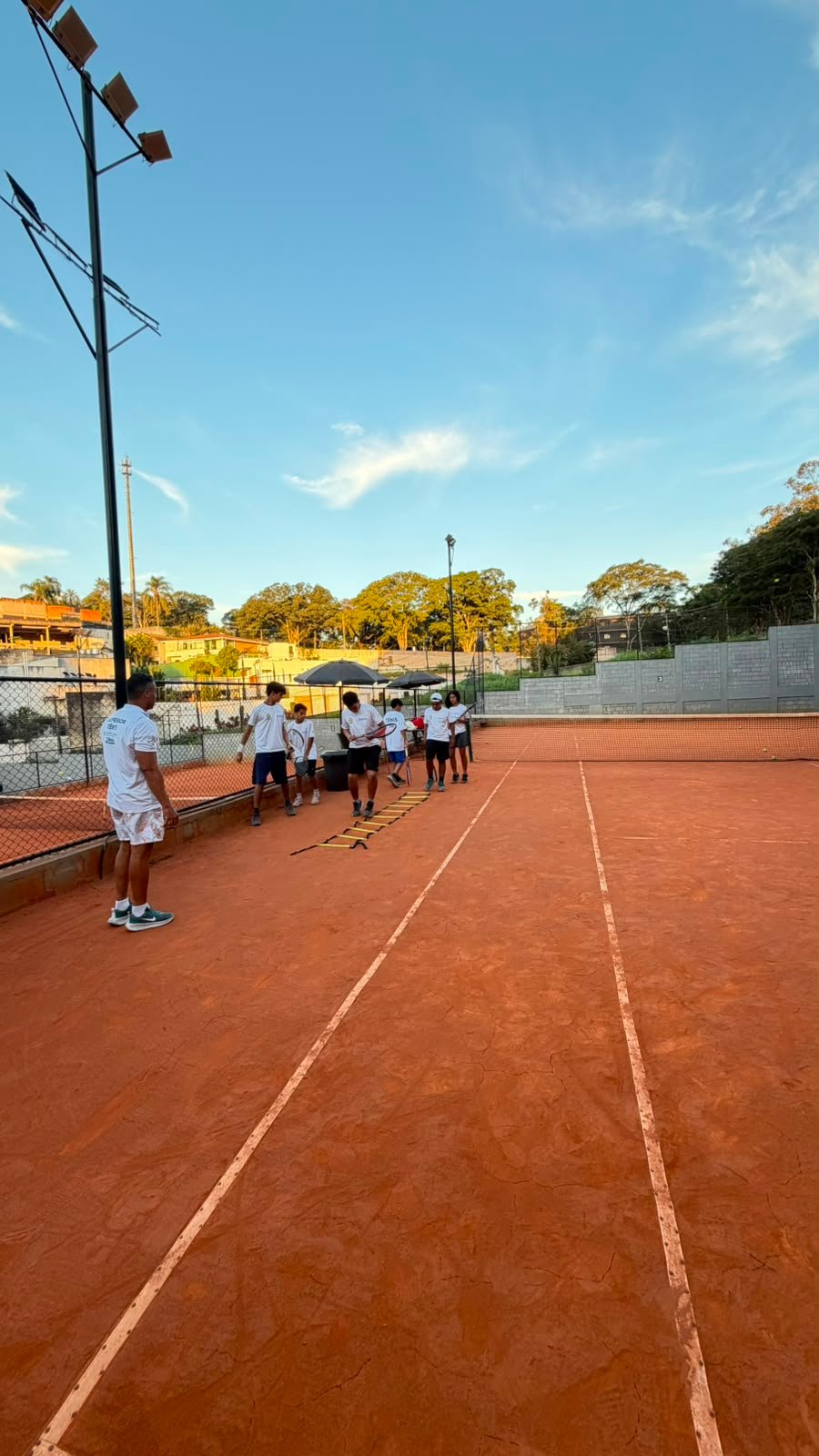 Programa de tênis do Instituto Mais Mãos